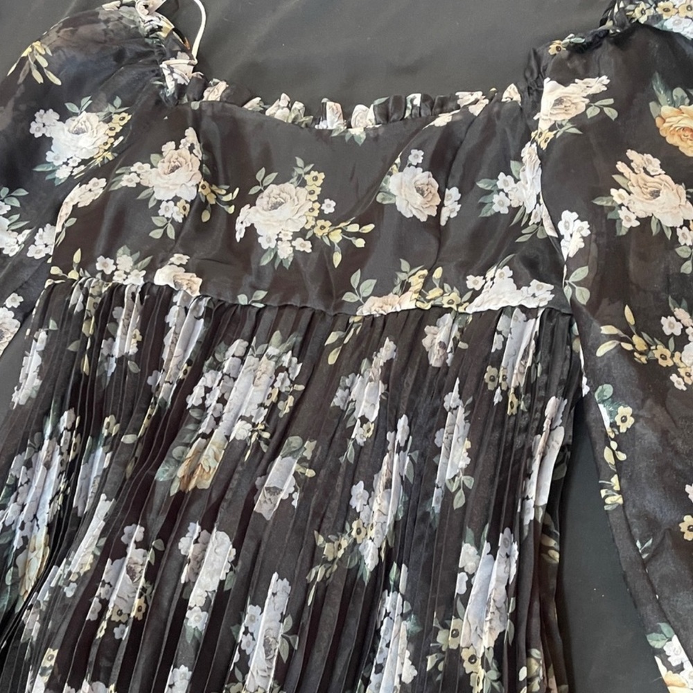 Lulu's Black Floral Long Sleeve Dress - Picture 8 of 11